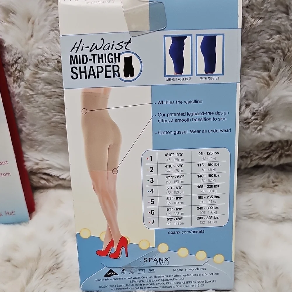 SPANX‎ Hi-Waist Mid-Thigh Shaper in Beige